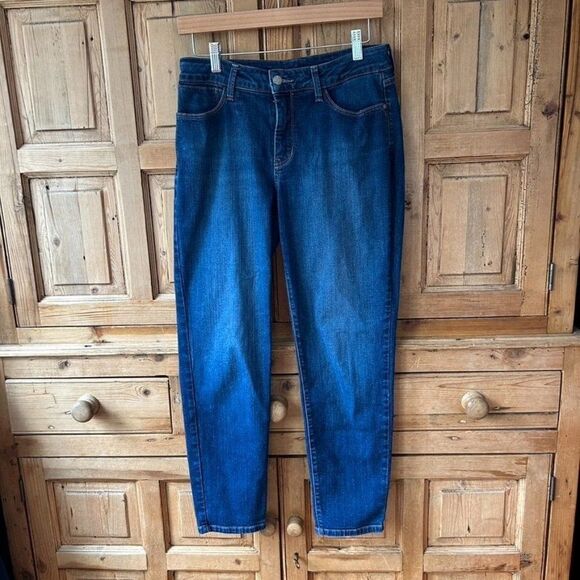 NYDJ Women's Size‎ 6 Dark Blue Straight Leg Jeans Denim Not Your Daughters Jeans - Picture 1 of 14